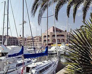 ホテル Maeva Hyeres Port *